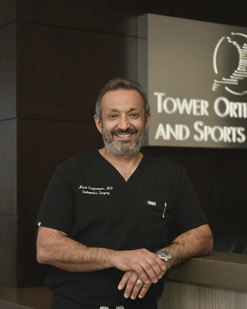Dr. Mark Ganjianpour at the Tower Orthopaedics and Sports Medicine office