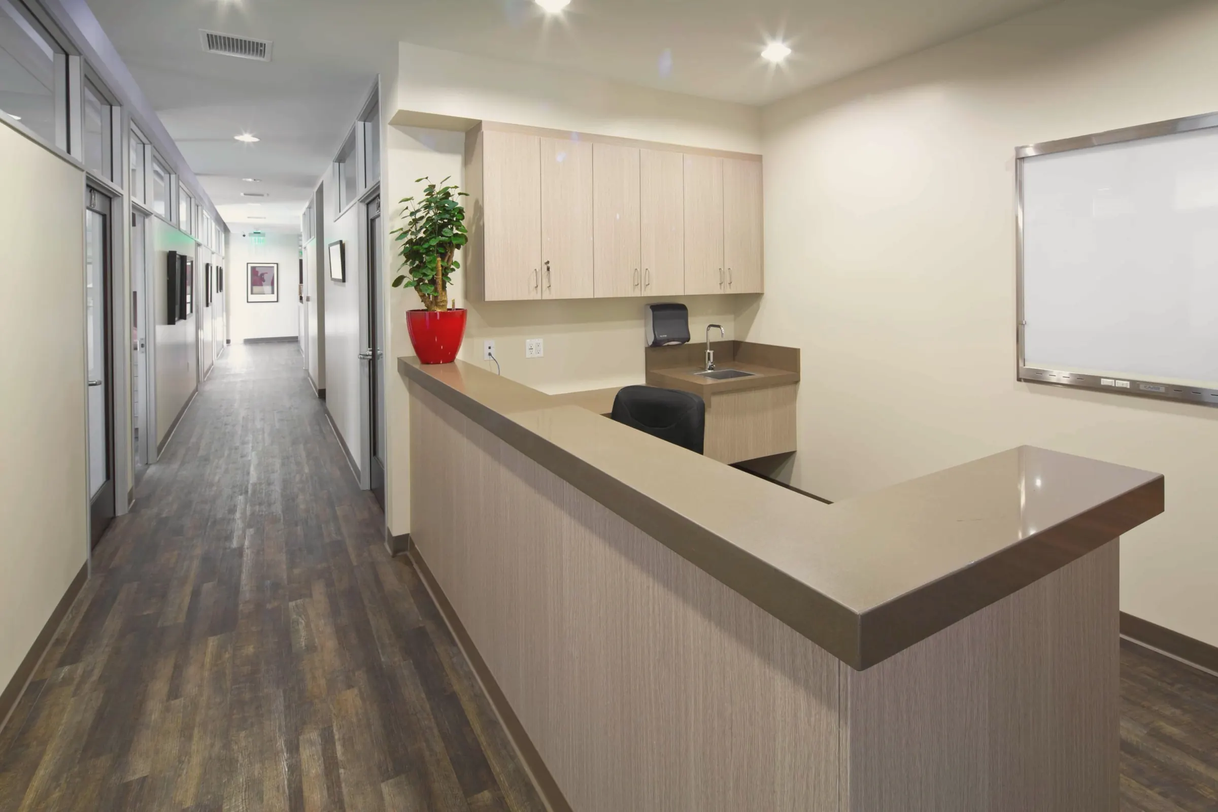 Reception and corridor of the San Vicente Boulevard office