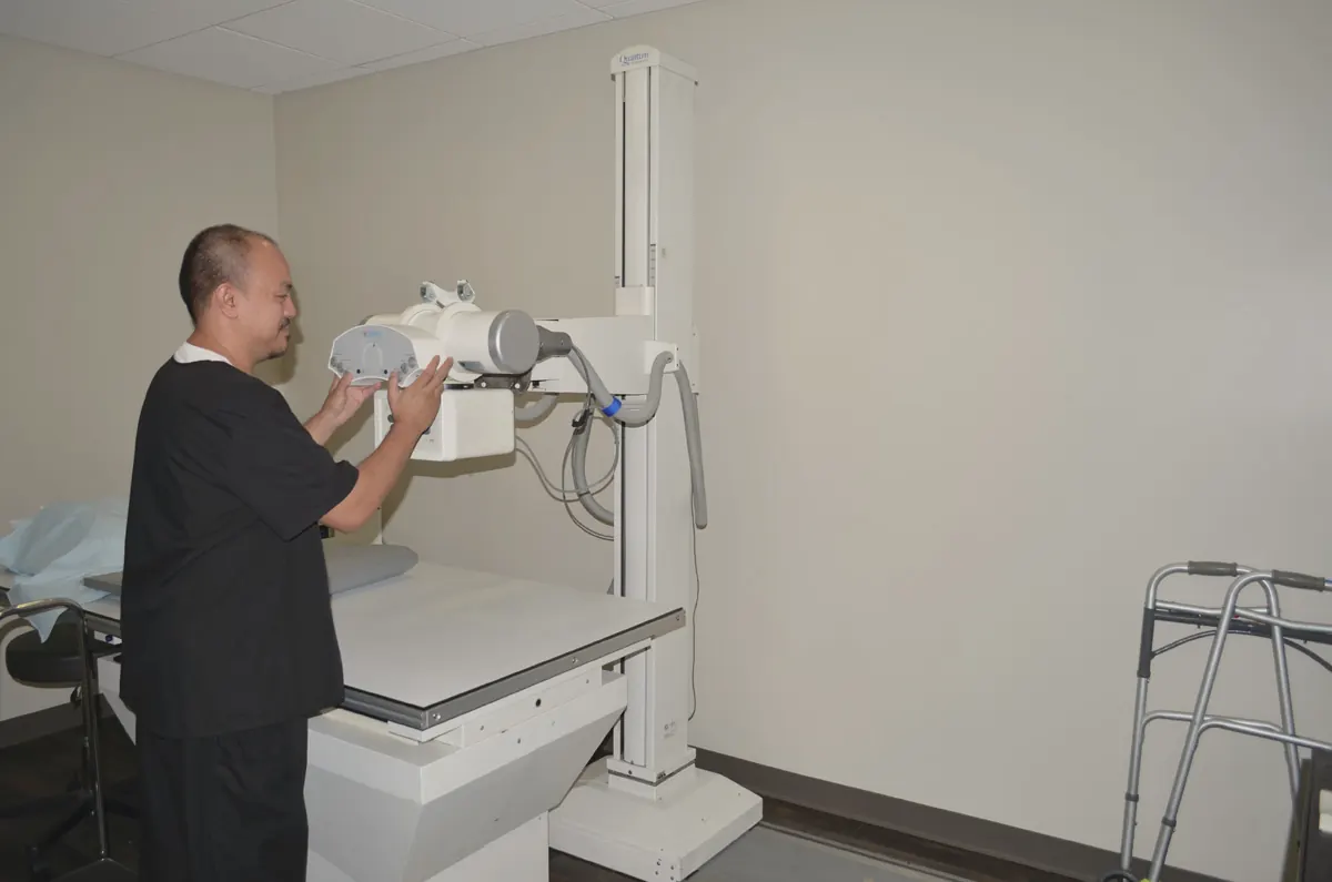 Digital X-ray suite in the office